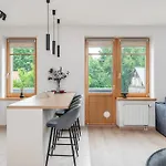 Location I Free Garage Parking & Easy Checkin I Cohost Apartman *