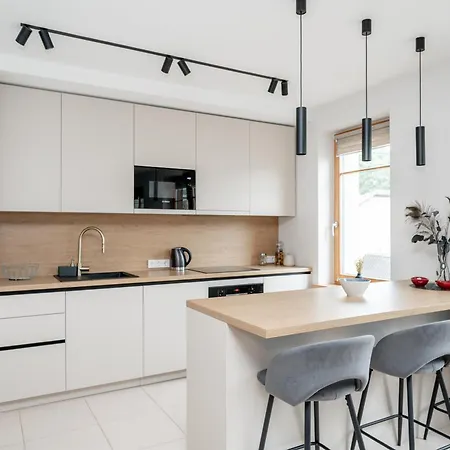 Location I Private Garage Parking & Easy Checkin I Cohost