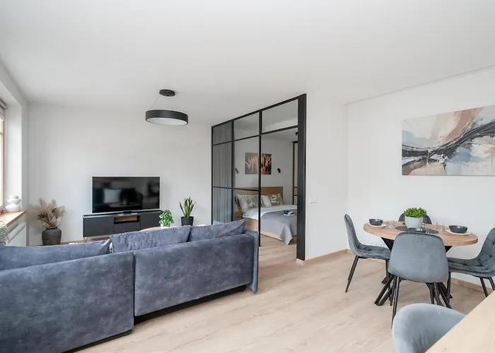 Location I Free Garage Parking & Easy Checkin I Cohost