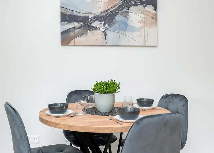 Location I Free Garage Parking & Easy Checkin I Cohost Appartement Vilnius