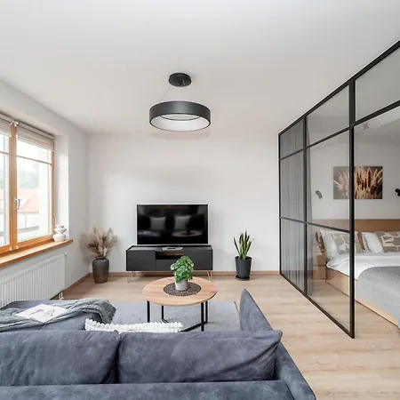 Location I Free Garage Parking & Easy Checkin I Cohost Apartment Vilnius