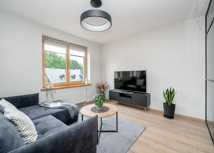 Location I Free Garage Parking & Easy Checkin I Cohost * Вільнюс