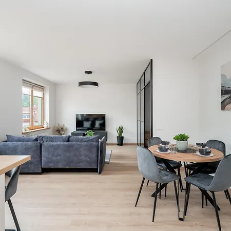 Location I Private Garage Parking & Easy Checkin I Cohost * Vilnius