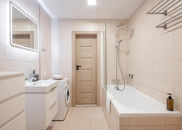 Apartman Location I Private Garage Parking & Easy Checkin I Cohost Vilnius