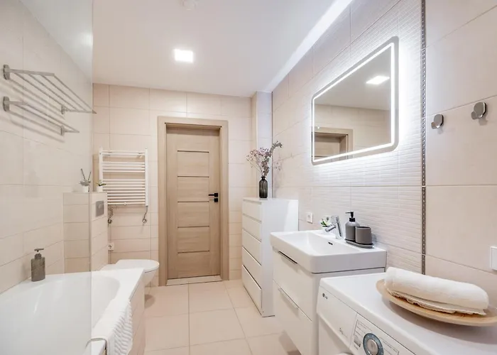 Apartman Location I Private Garage Parking & Easy Checkin I Cohost *